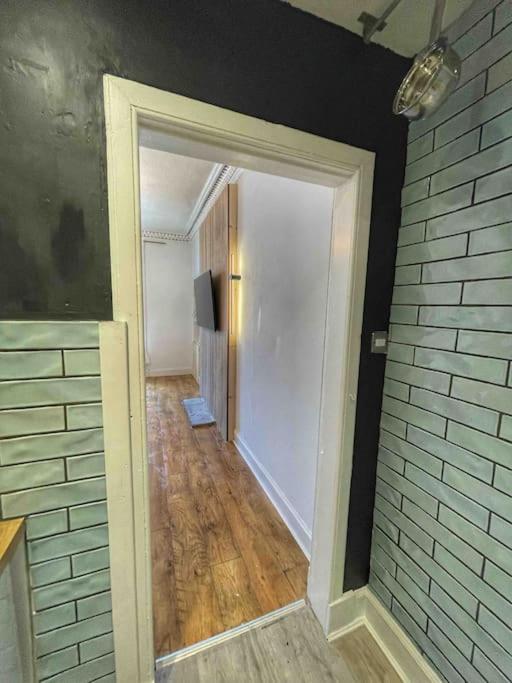1 Bed Apartment EDI Eksteriør bilde